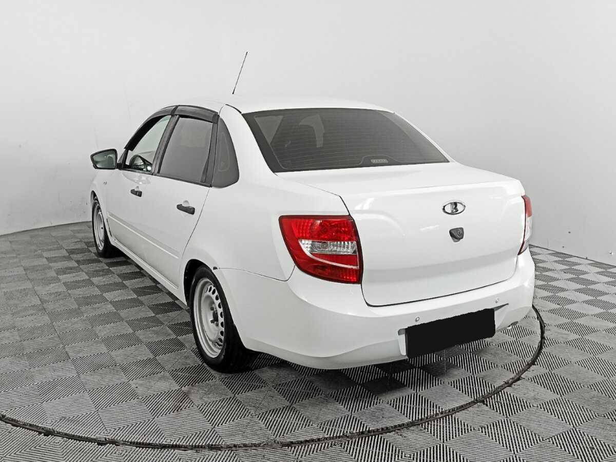 Б/У Лада (ВАЗ) Гранта 2017 года. Фото: #6