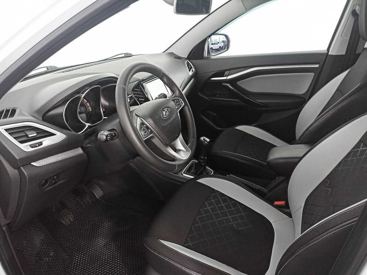 Б/У Лада (ВАЗ) Веста 2017 года. Фото: #13