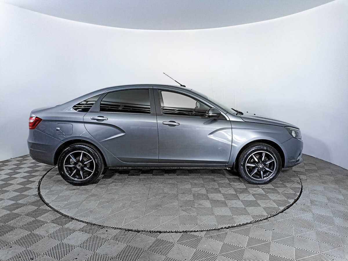 Б/У Лада (ВАЗ) Веста 2017 года. Фото: #3