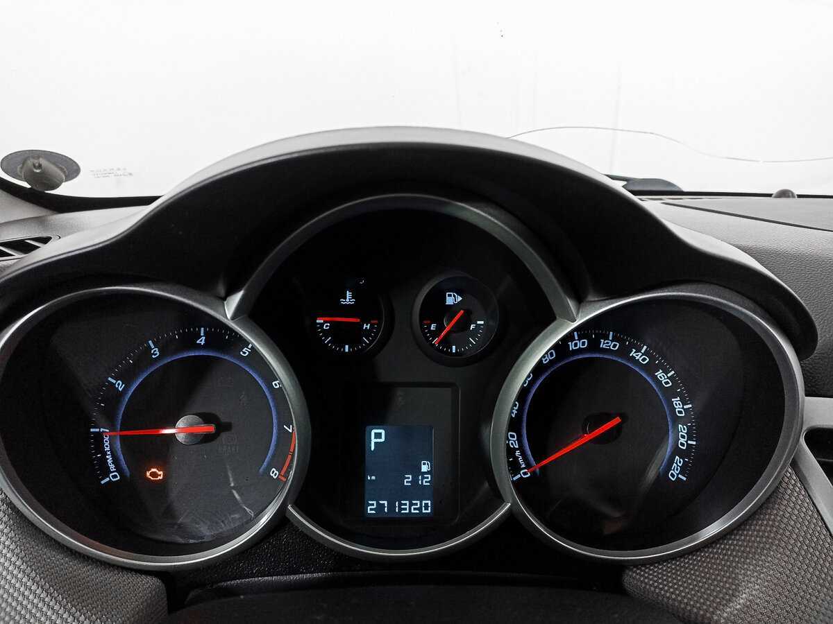 Б/У Шевроле Круз 2012 года. Фото: #9