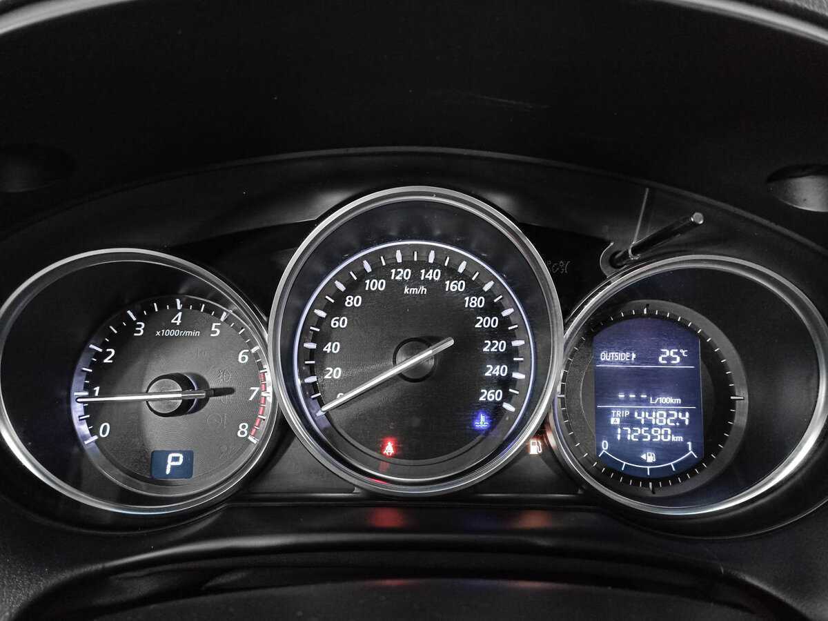 Б/У Мазда Ц-Икс-5 2015 года. Фото: #10