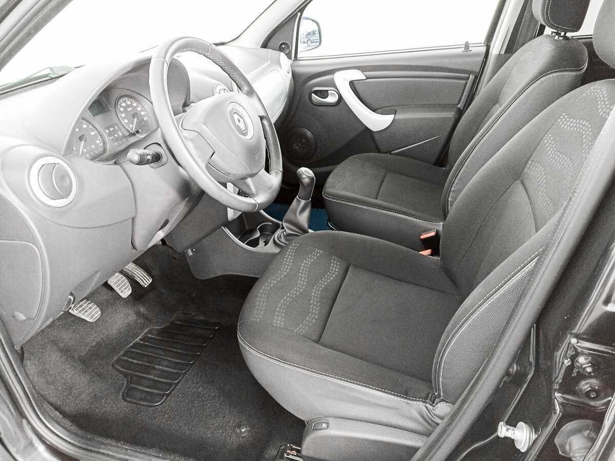 Б/У Рено Сандеро 2014 года. Фото: #13