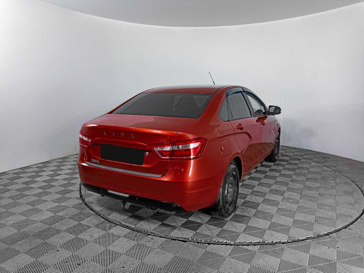 Б/У Лада (ВАЗ) Веста 2017 года. Фото: #4