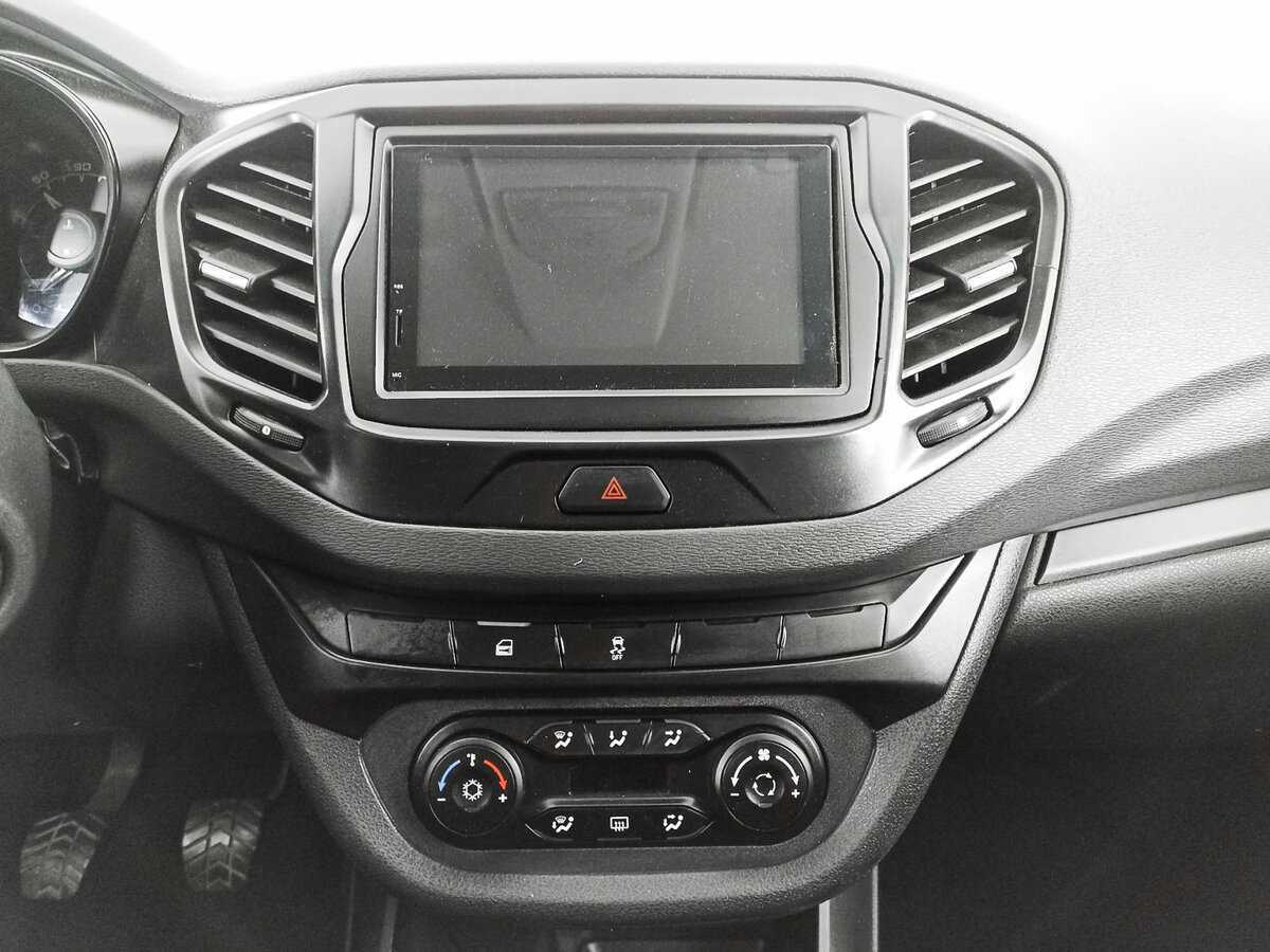 Б/У Лада (ВАЗ) Веста 2017 года. Фото: #12