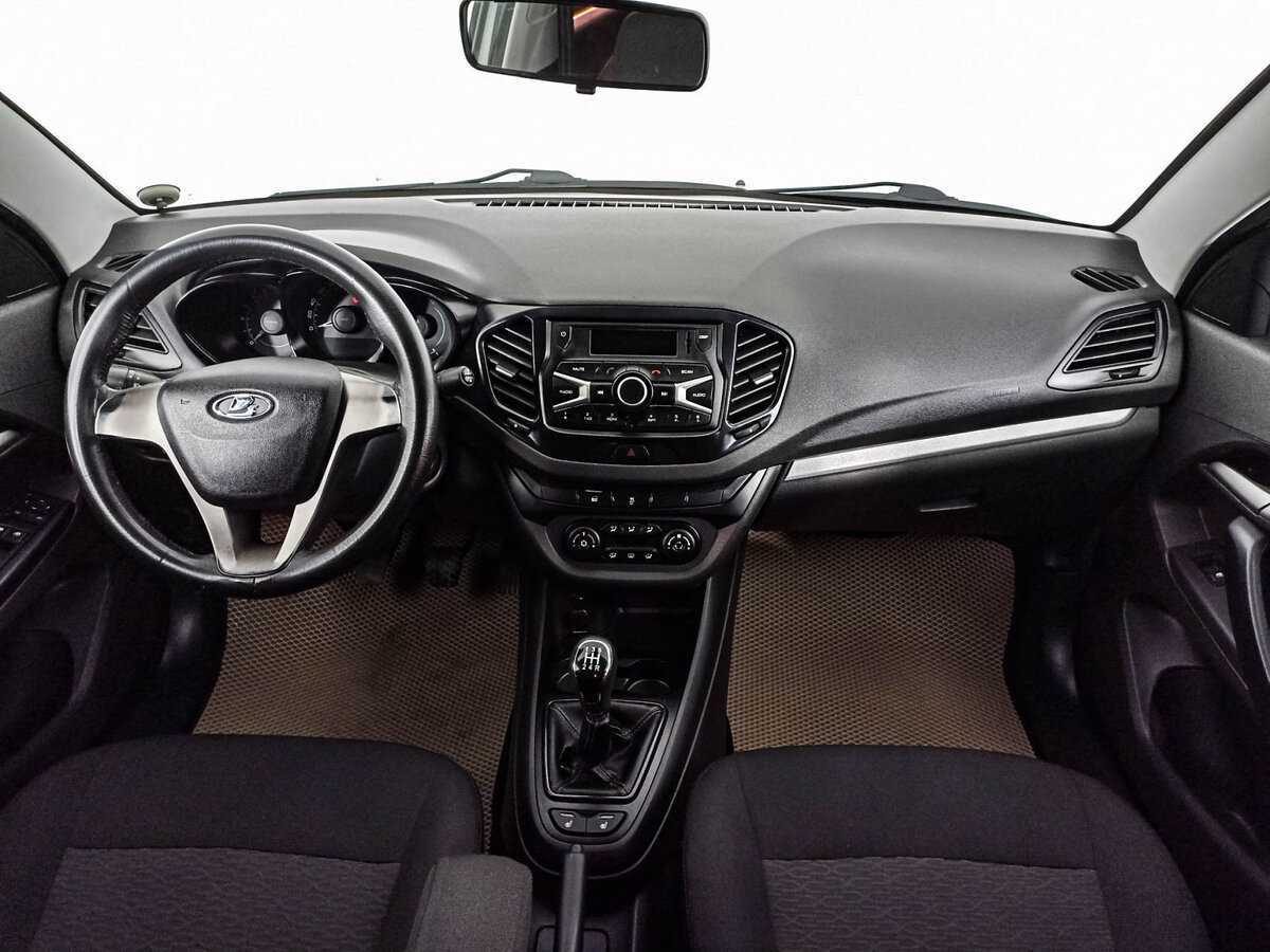 Б/У Лада (ВАЗ) Веста 2017 года. Фото: #13