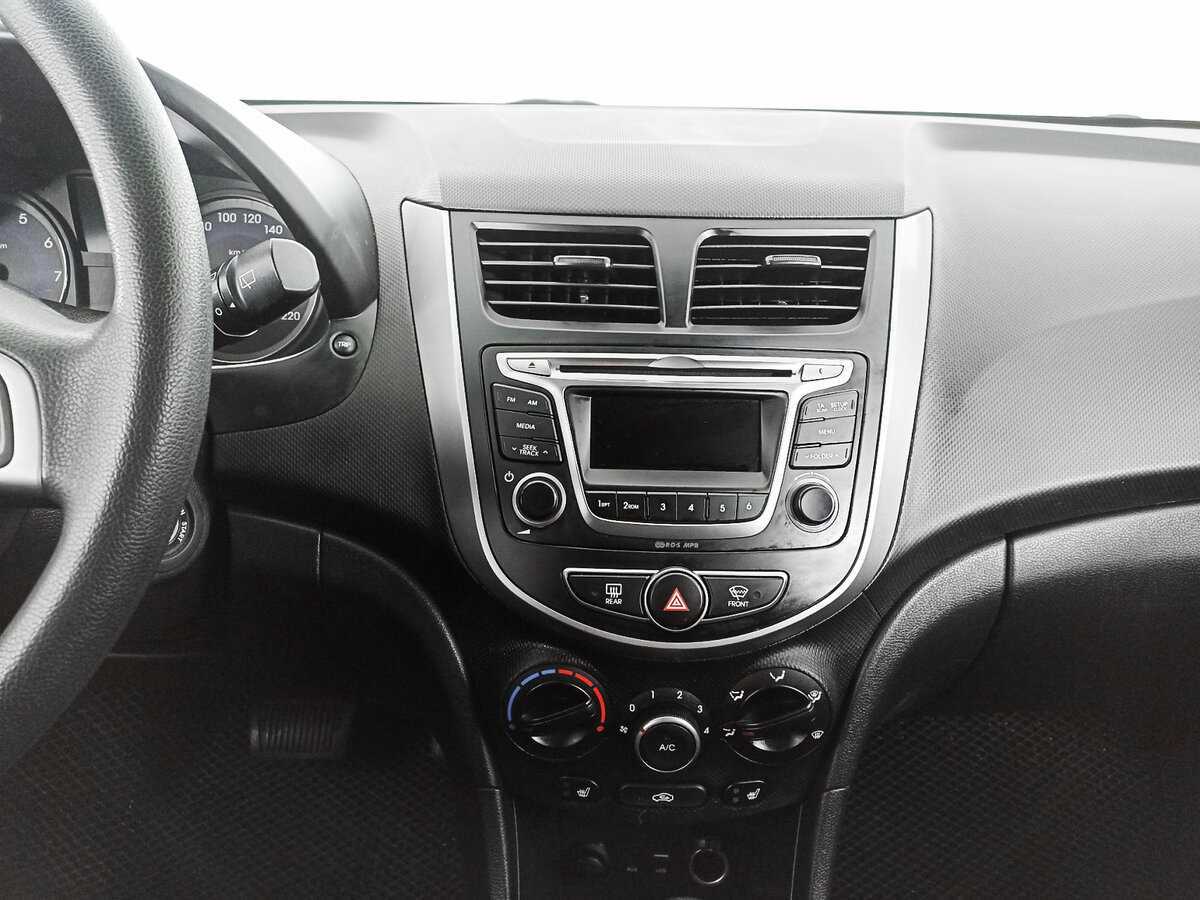 Б/У Хендай Солярис 2015 года. Фото: #10