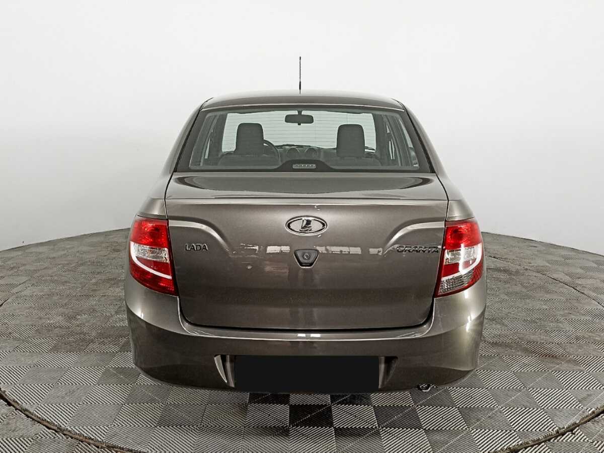 Б/У Лада (ВАЗ) Гранта 2018 года. Фото: #5
