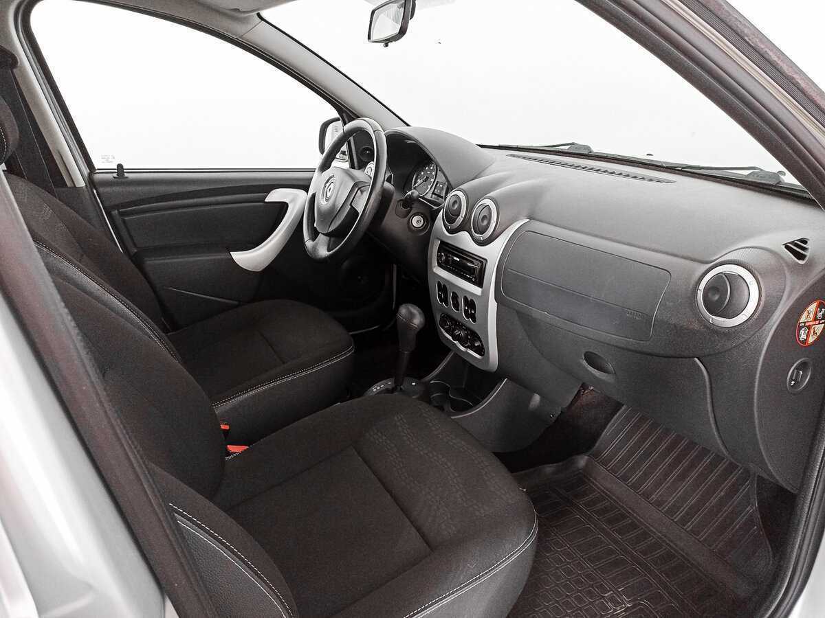 Б/У Рено Сандеро 2013 года. Фото: #8