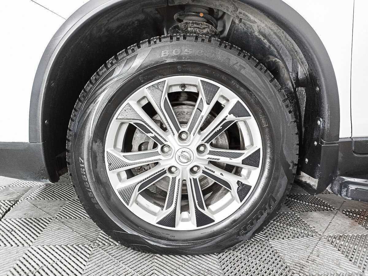 Б/У Ниссан Икс-Трейл 2016 года. Фото: #17