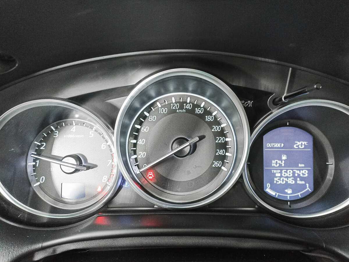 Б/У Мазда Ц-Икс-5 2015 года. Фото: #10