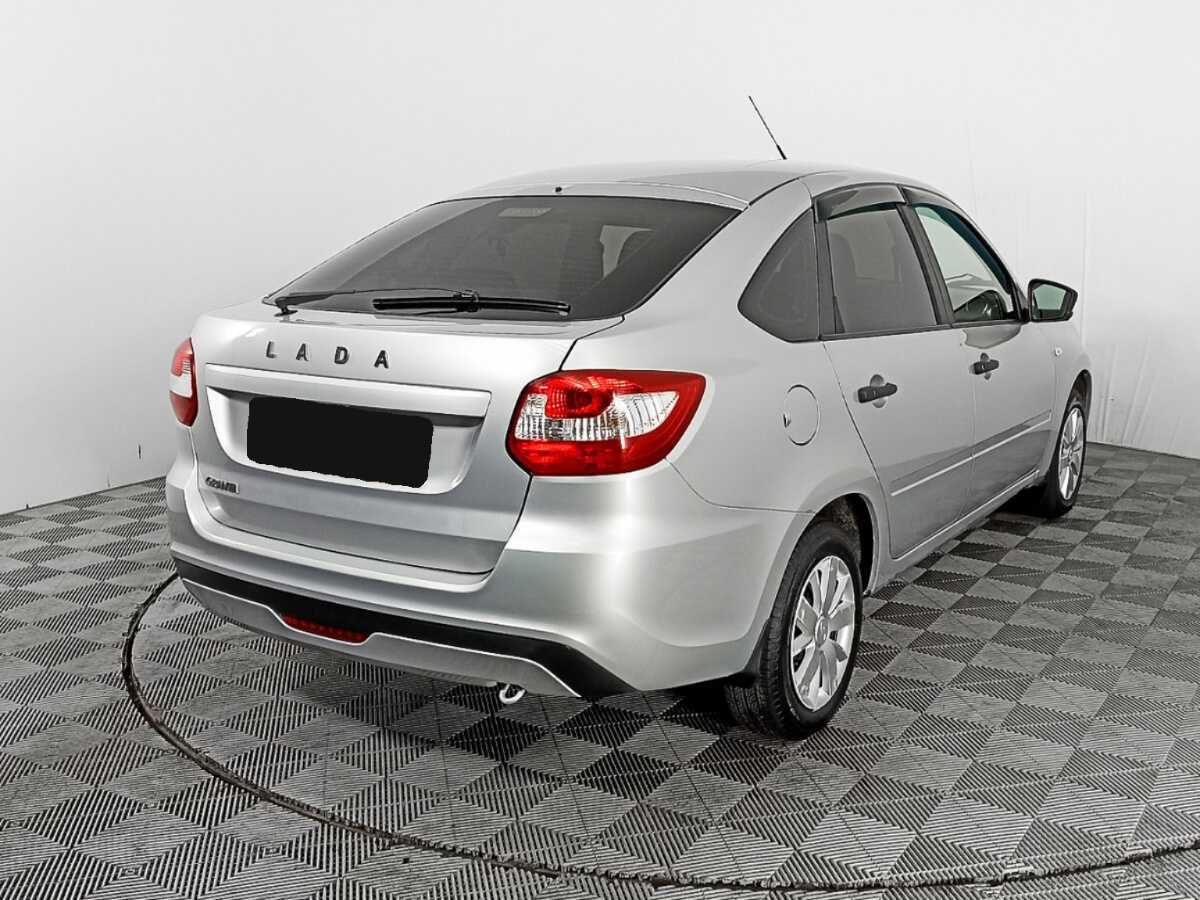 Б/У Лада (ВАЗ) Гранта 2018 года. Фото: #3