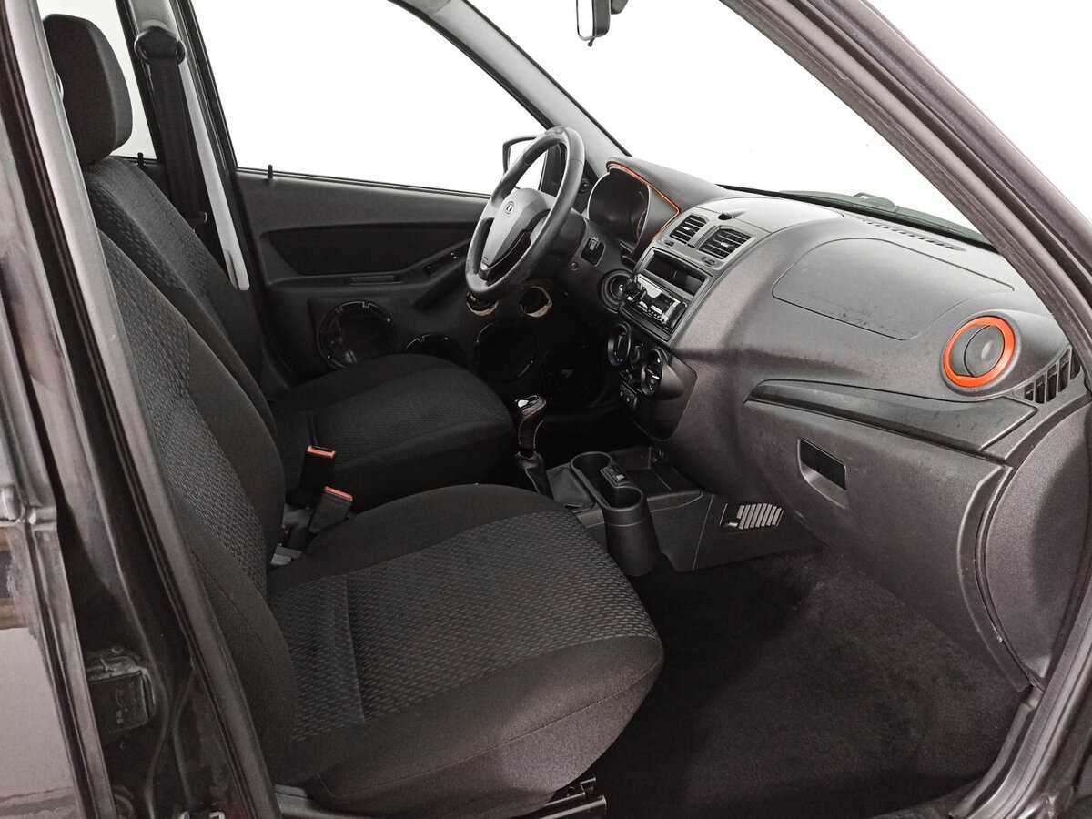 Б/У Лада (ВАЗ) Калина 2017 года. Фото: #8