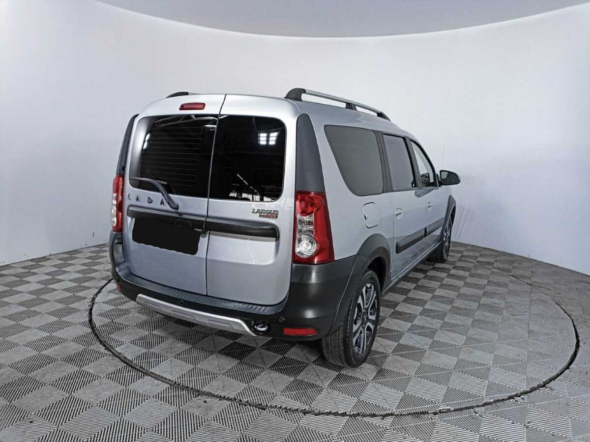 Б/У Лада (ВАЗ) Ларгус 2021 года. Фото: #4