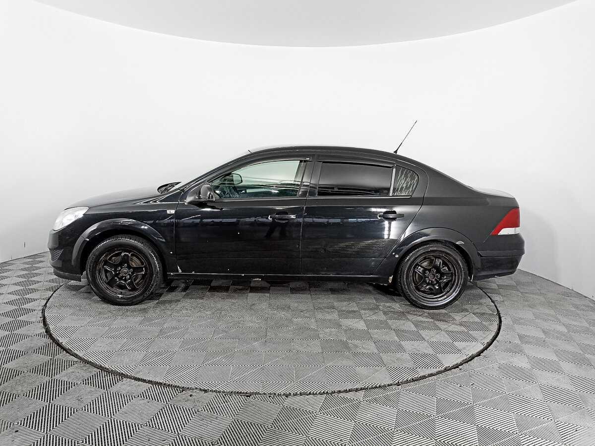 Б/У Опель Астра 2012 года. Фото: #7