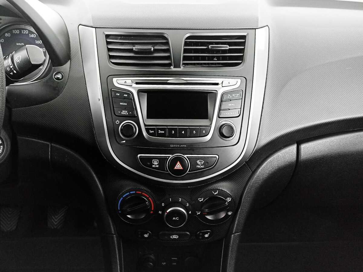 Б/У Хендай Солярис 2015 года. Фото: #10