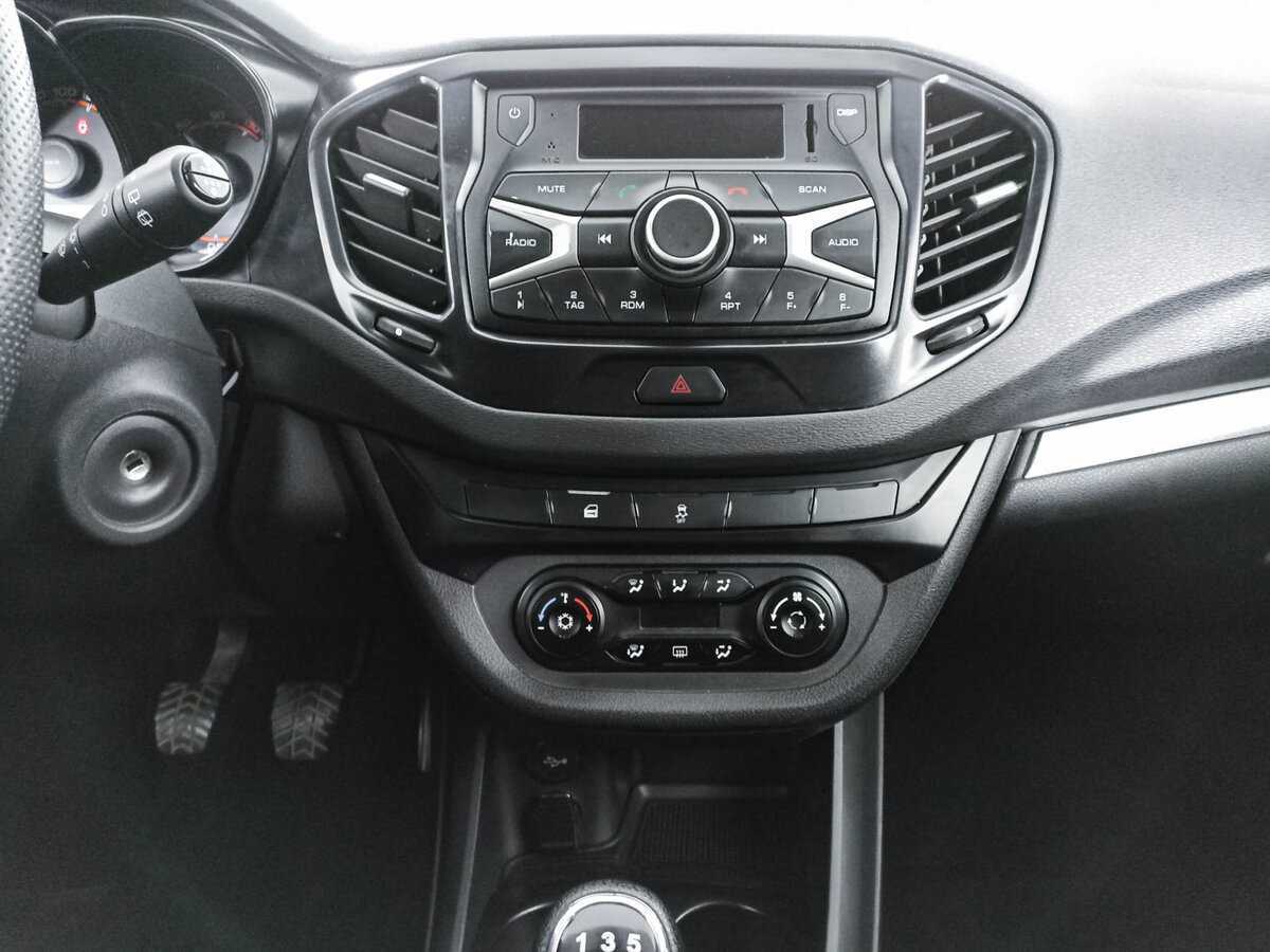 Б/У Лада (ВАЗ) Веста 2021 года. Фото: #12