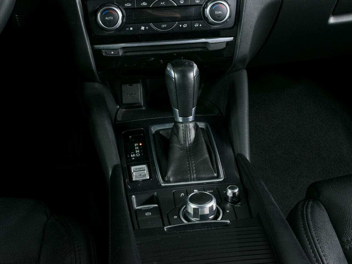 Б/У Мазда 6 2017 года. Фото: #15