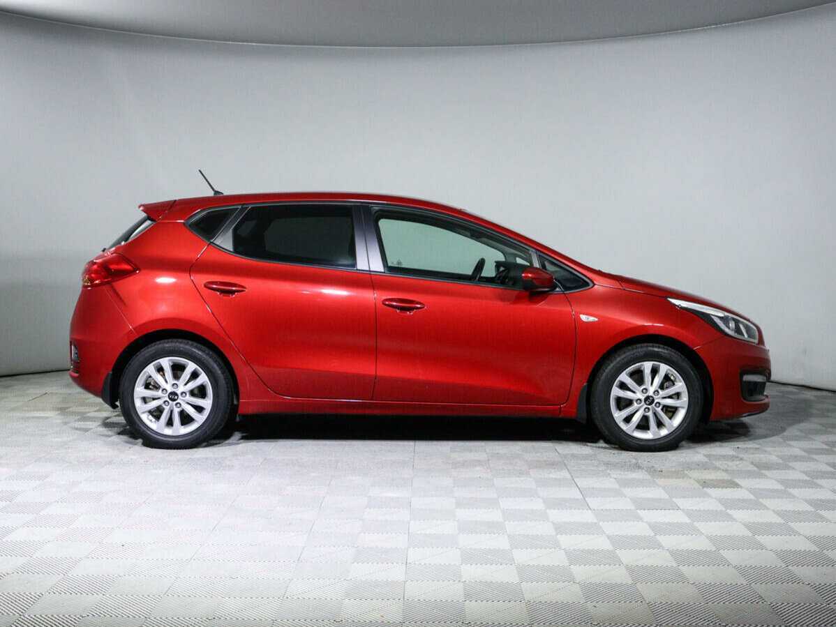 Б/У Киа Сид 2016 года. Фото: #3