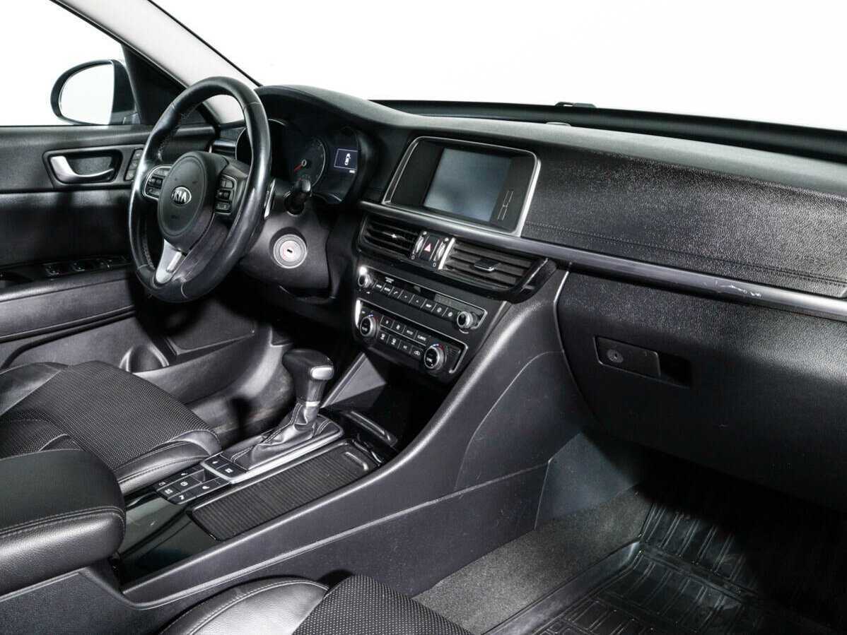 Б/У Киа Оптима 2018 года. Фото: #8