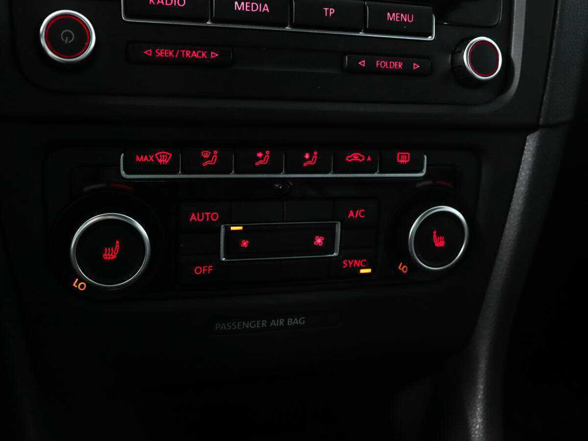 Б/У Фольксваген Гольф 2012 года. Фото: #12