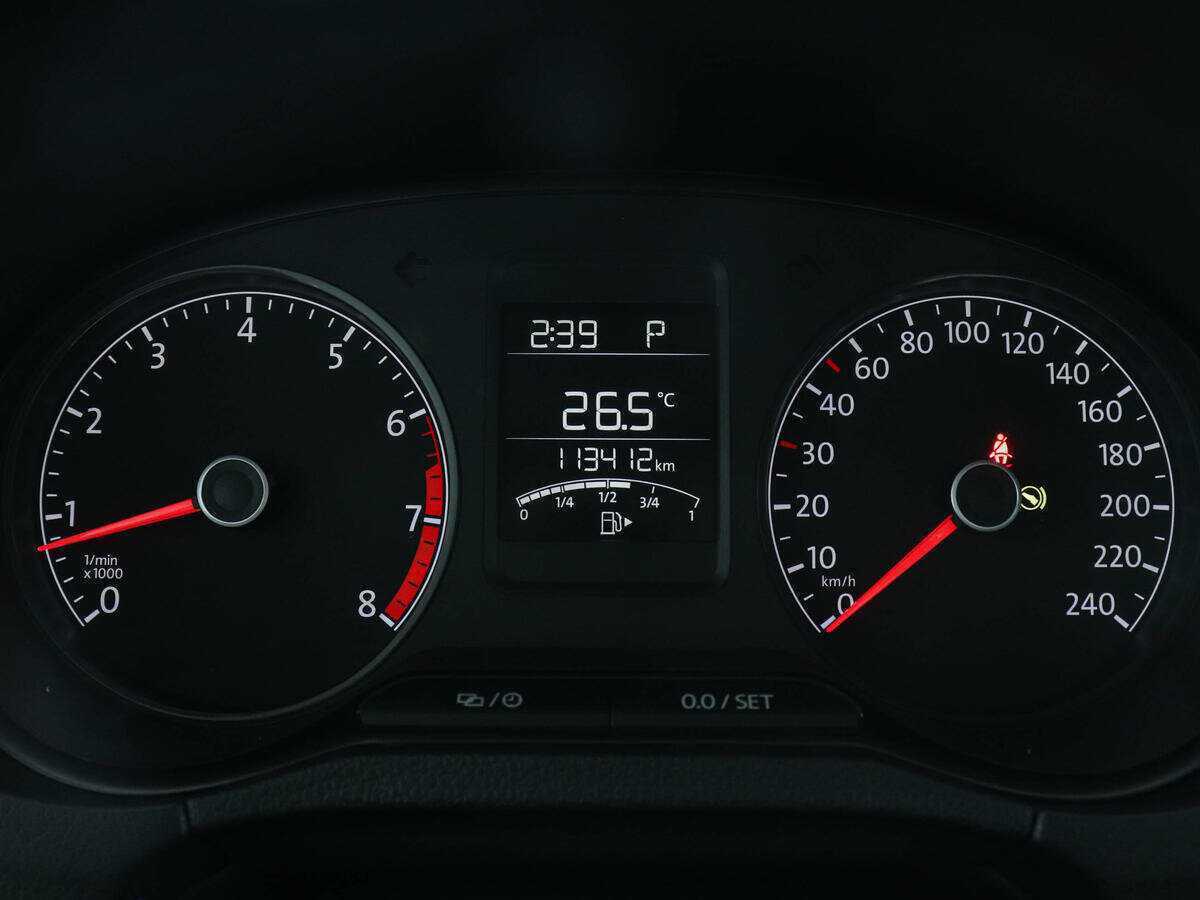 Б/У Фольксваген Поло 2017 года. Фото: #6