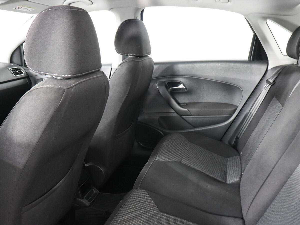 Б/У Фольксваген Поло 2017 года. Фото: #7