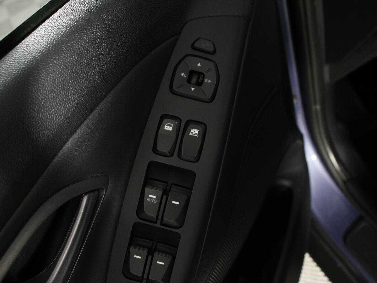 Б/У Хендай ай-икс35 2013 года. Фото: #15