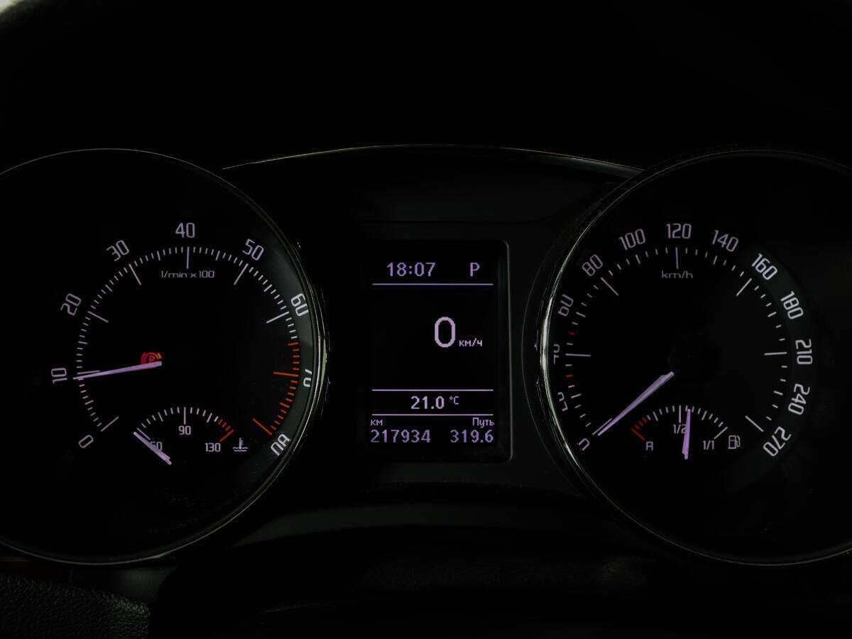 Б/У Шкода Суперб 2014 года. Фото: #10