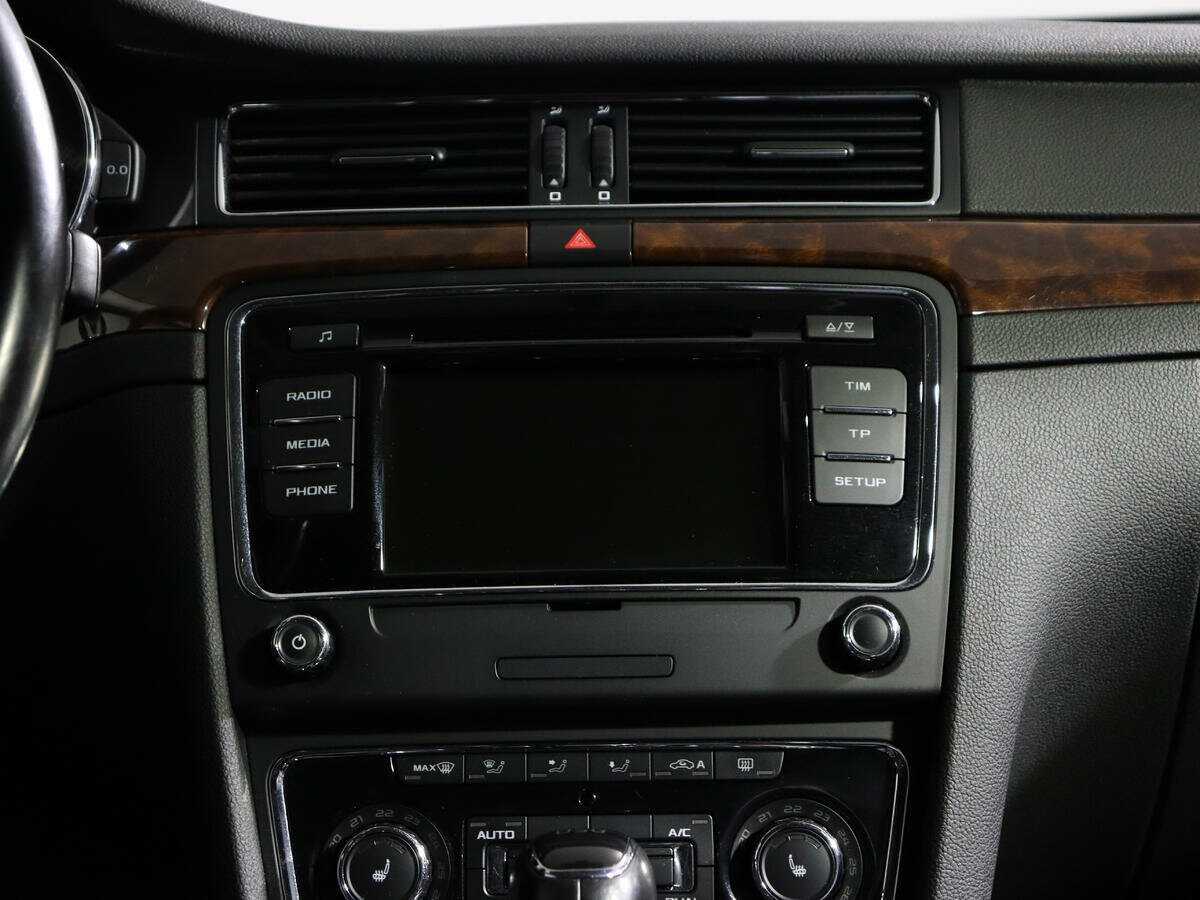 Б/У Шкода Суперб 2014 года. Фото: #12