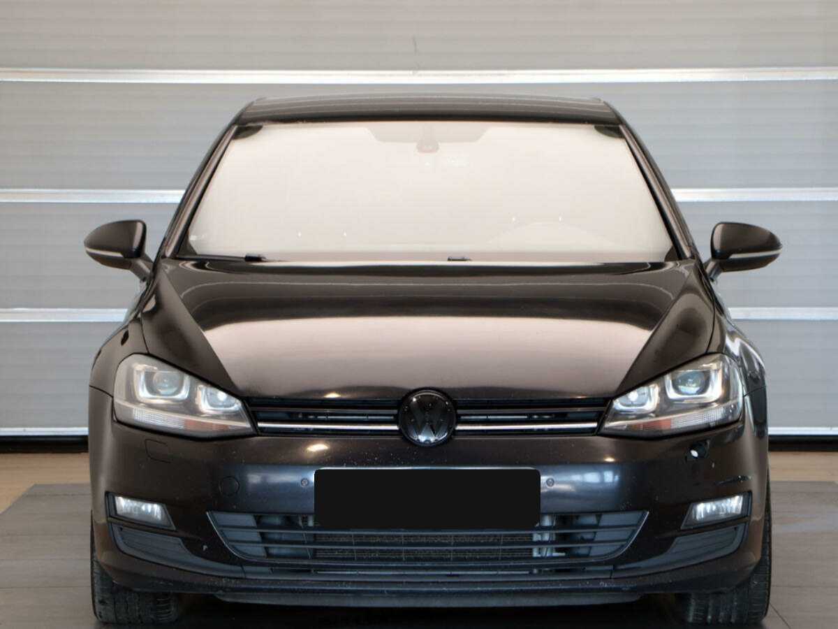 Б/У Фольксваген Гольф 2013 года. Фото: #1