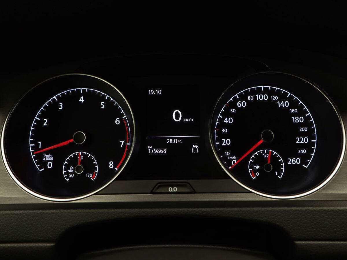 Б/У Фольксваген Гольф 2013 года. Фото: #19