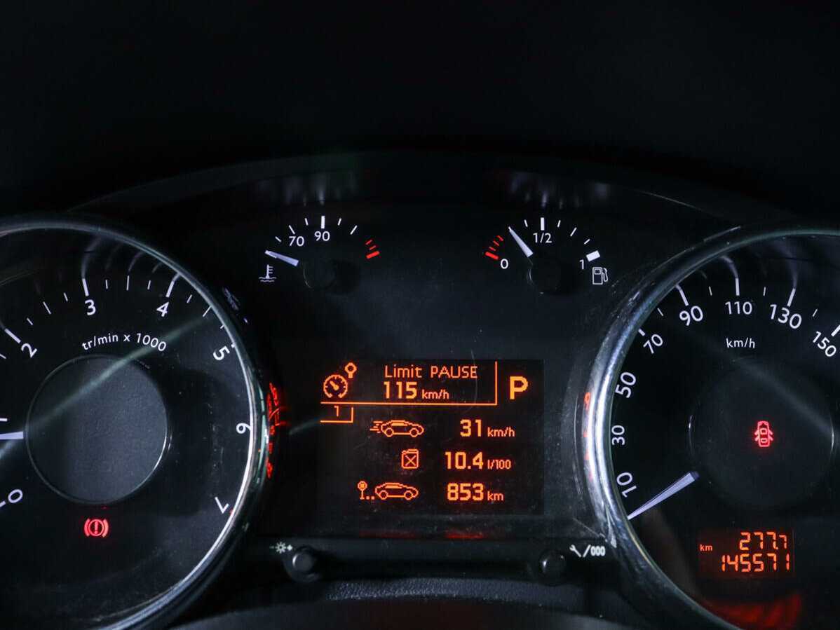 Б/У Пежо 3008 2013 года. Фото: #10