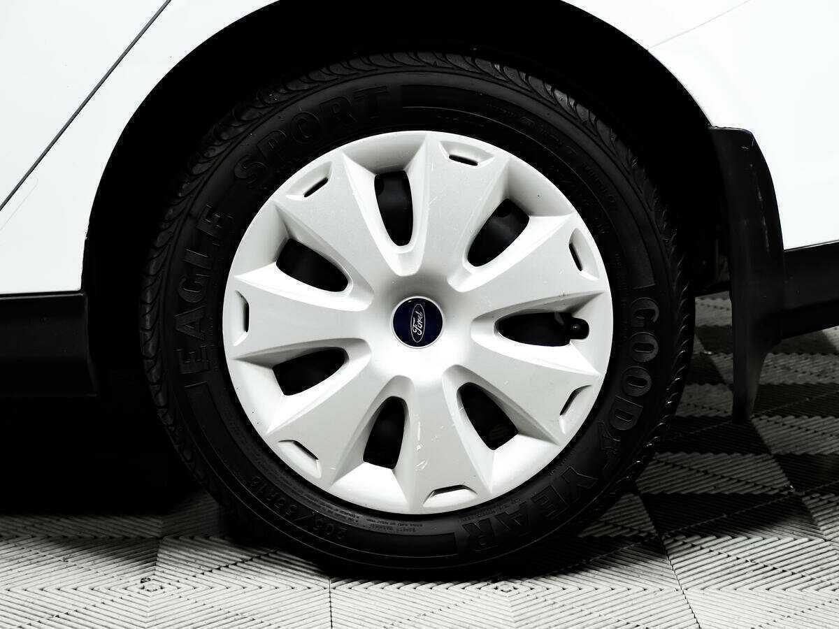 Б/У Форд Фокус 2015 года. Фото: #13