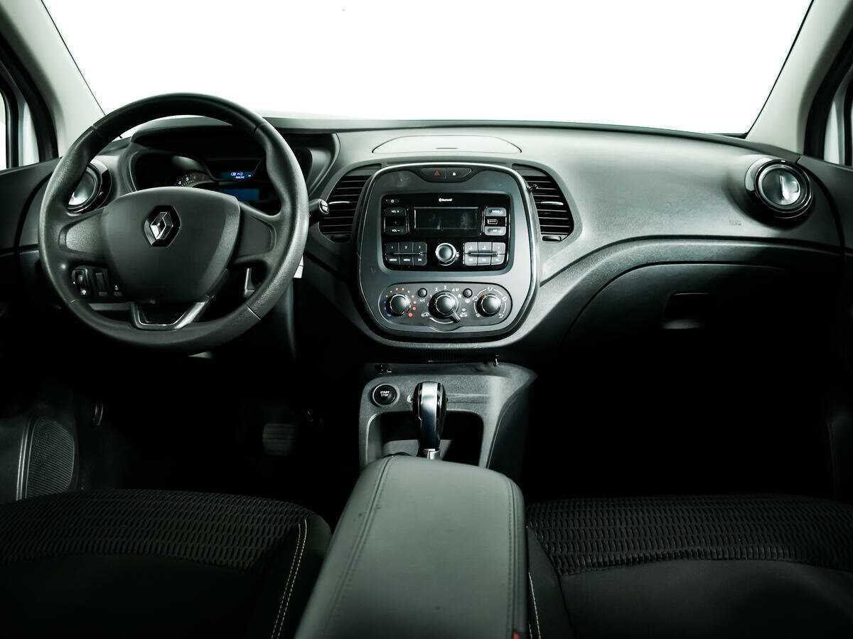 Б/У Рено Каптюр 2018 года. Фото: #10