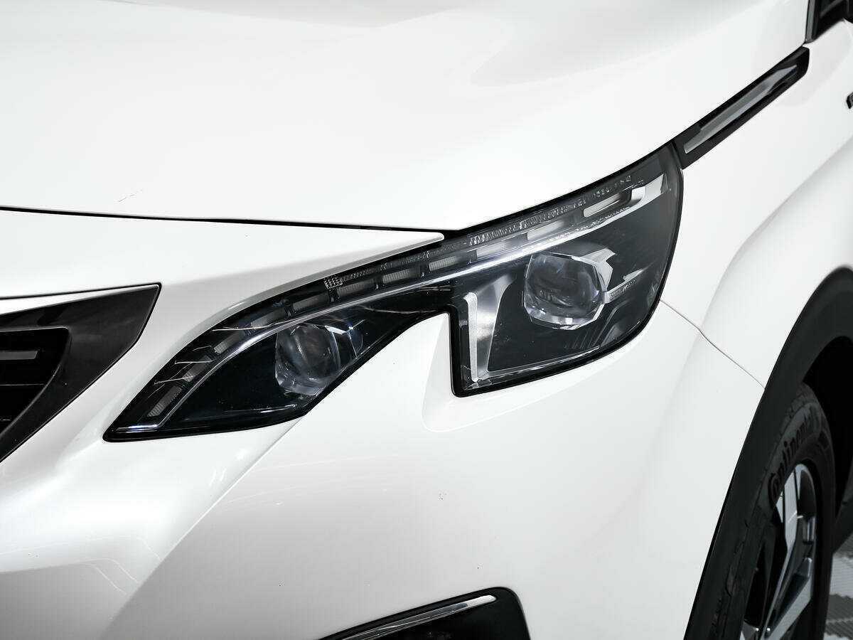 Б/У Пежо 3008 2017 года. Фото: #13