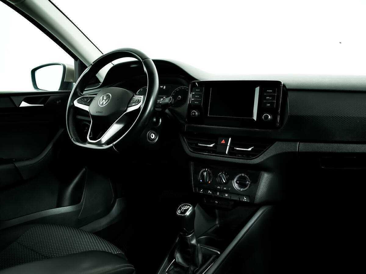 Б/У Фольксваген Поло 2021 года. Фото: #8