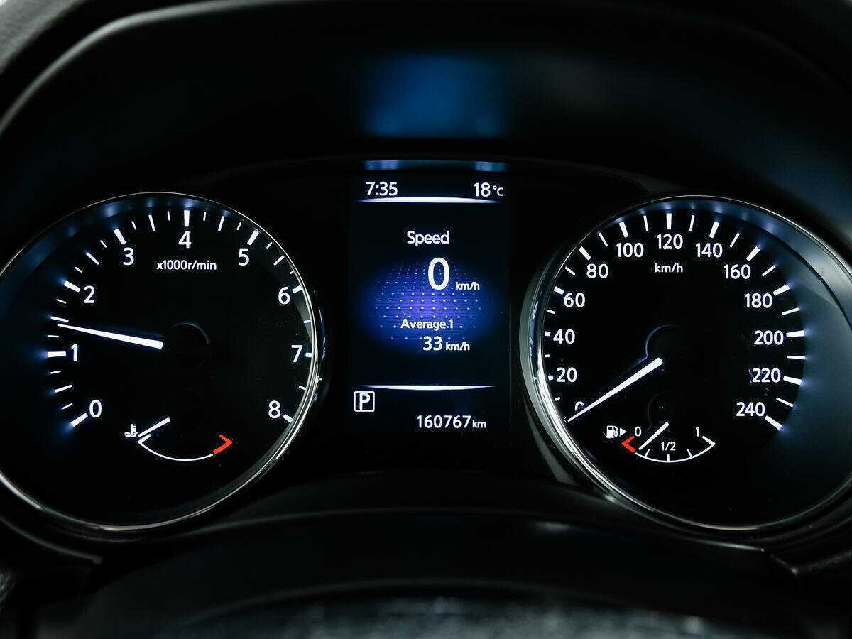 Б/У Ниссан Икс-Трейл 2016 года. Фото: #7