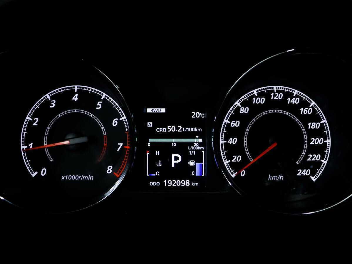 Б/У Митсубиши АС-Икс 2012 года. Фото: #9