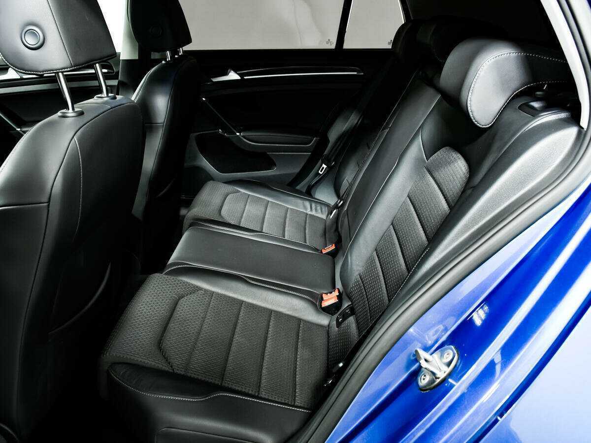 Б/У Фольксваген Гольф 2013 года. Фото: #12