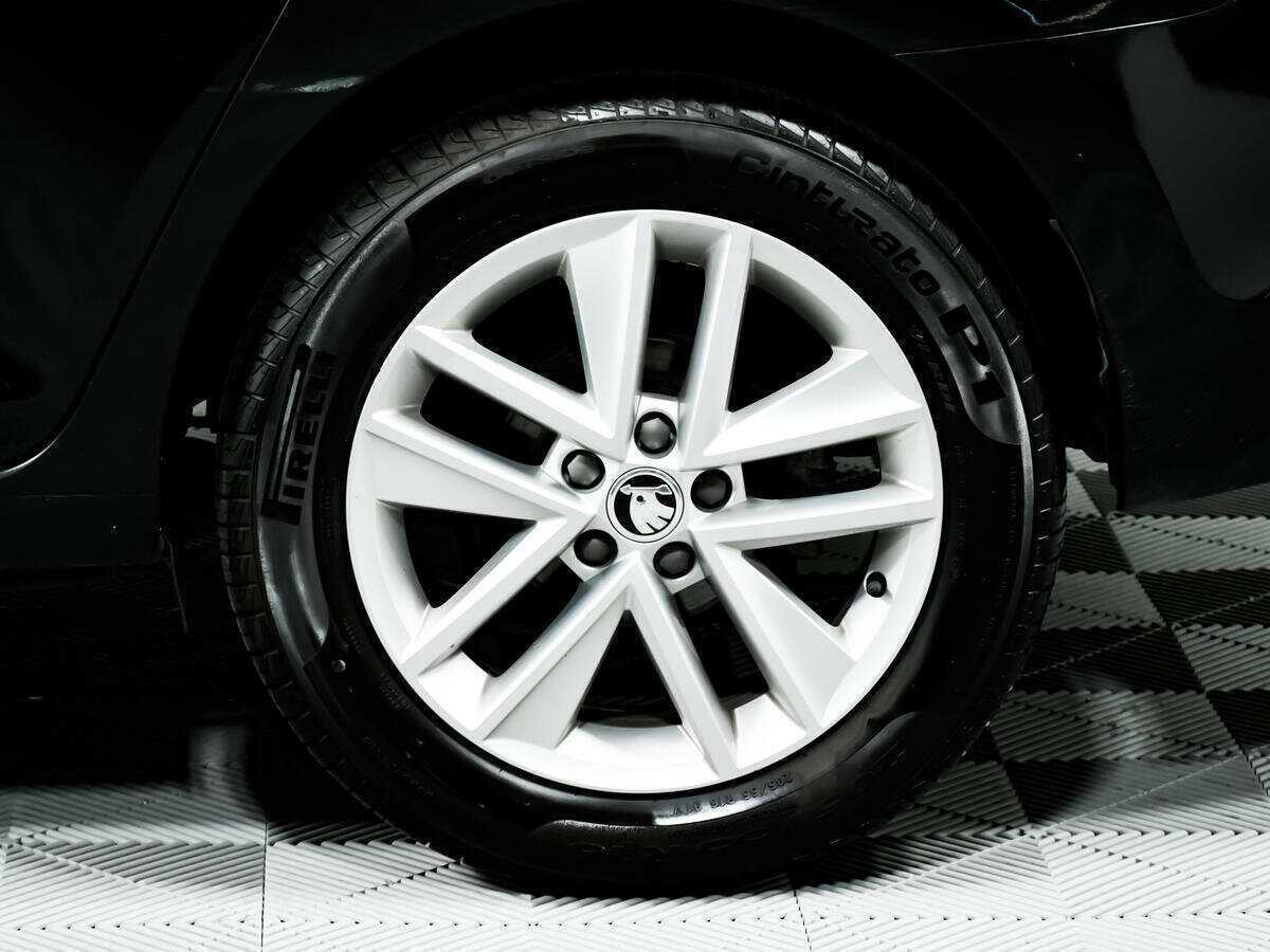 Б/У Шкода Рапид 2018 года. Фото: #13