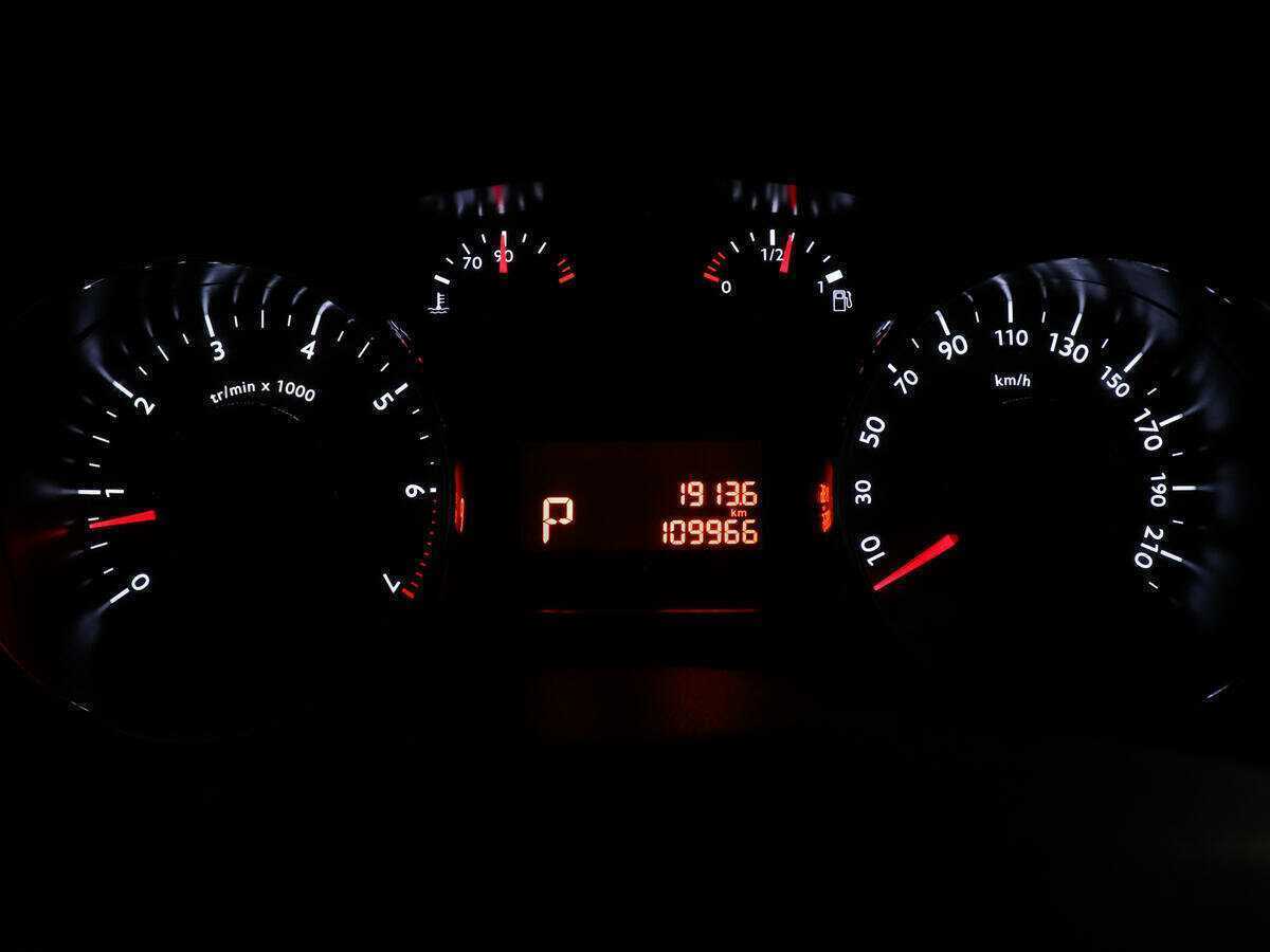 Б/У Пежо 3008 2016 года. Фото: #11