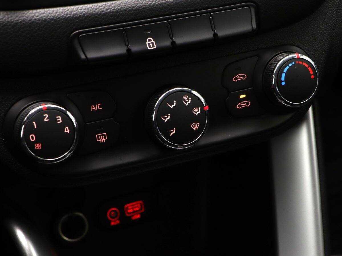 Б/У Киа Сид 2018 года. Фото: #14