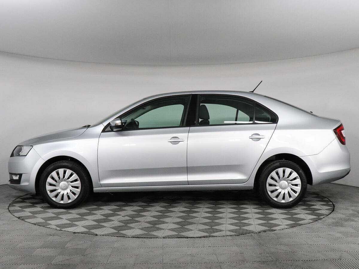 Б/У Шкода Рапид 2018 года. Фото: #7