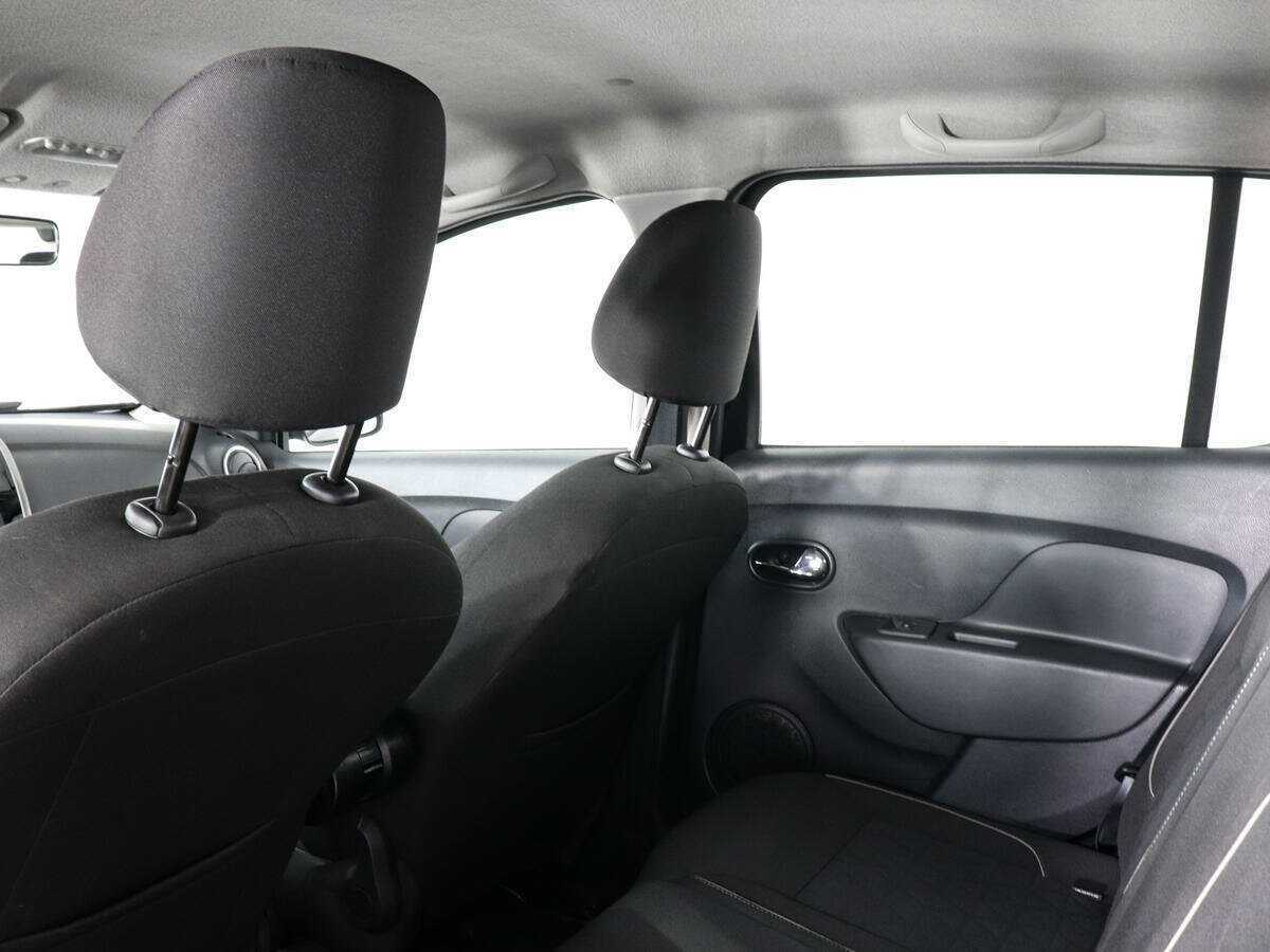 Б/У Рено Сандеро 2019 года. Фото: #11