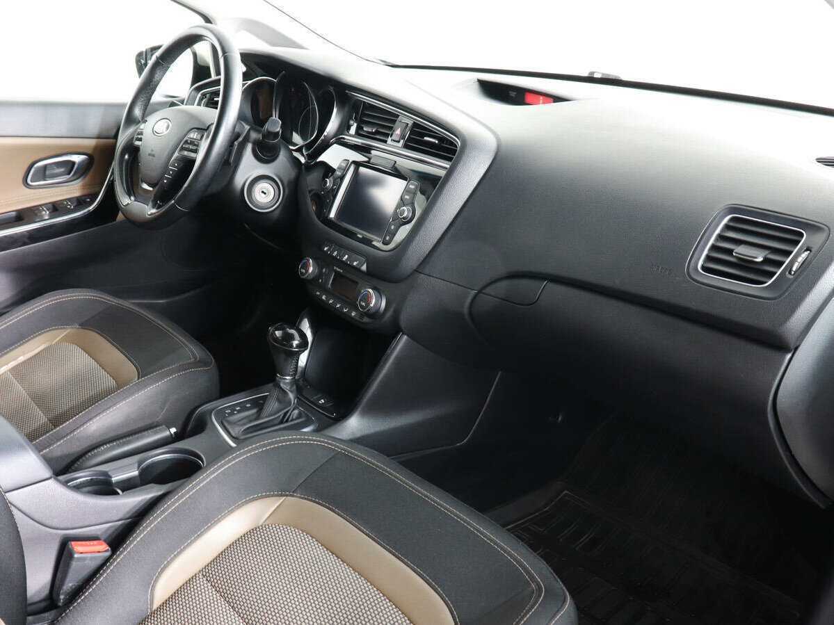 Б/У Киа Сид 2016 года. Фото: #10