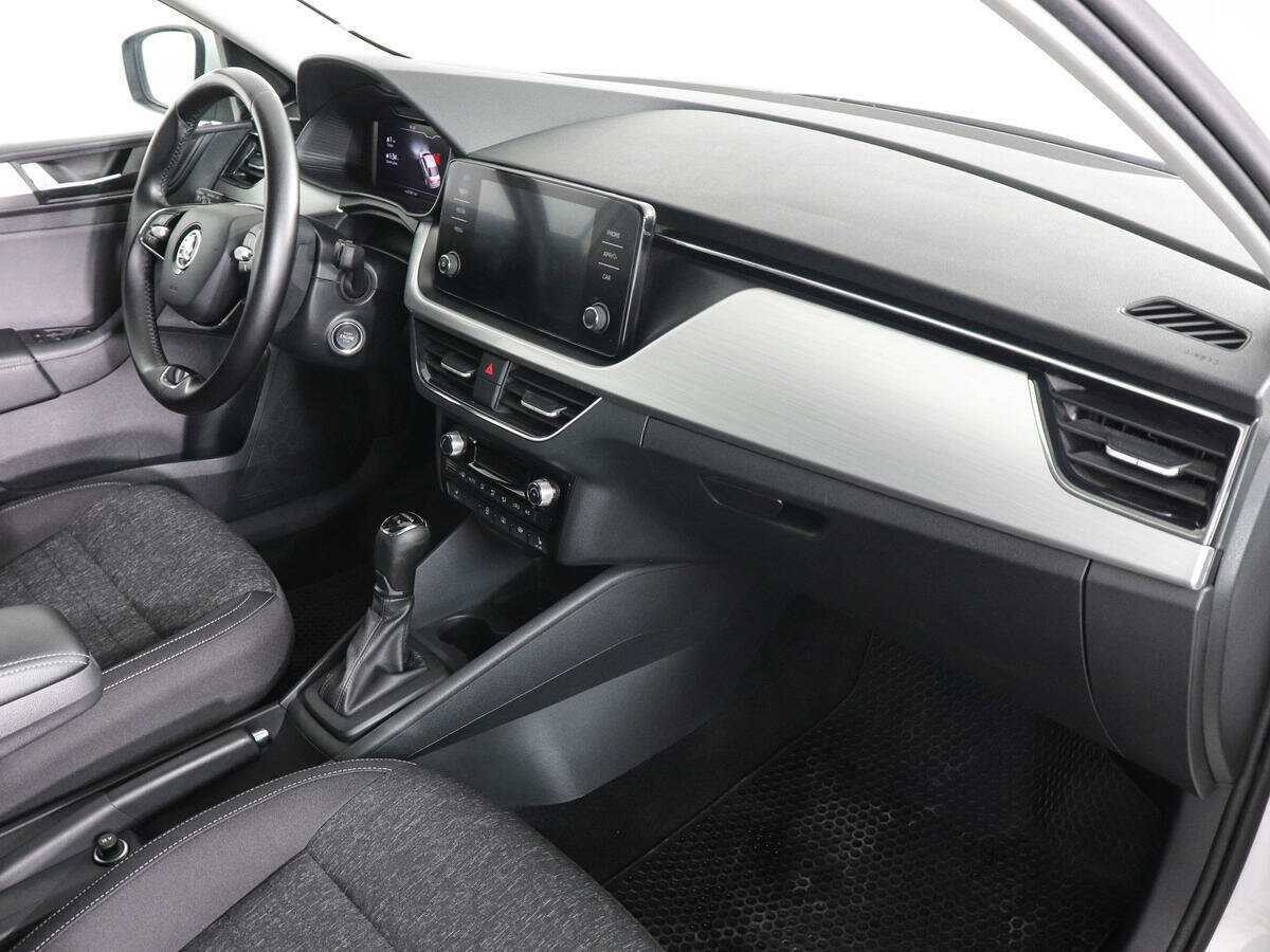 Б/У Шкода Рапид 2021 года. Фото: #9