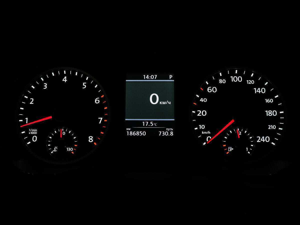 Б/У Фольксваген Тигуан 2012 года. Фото: #11