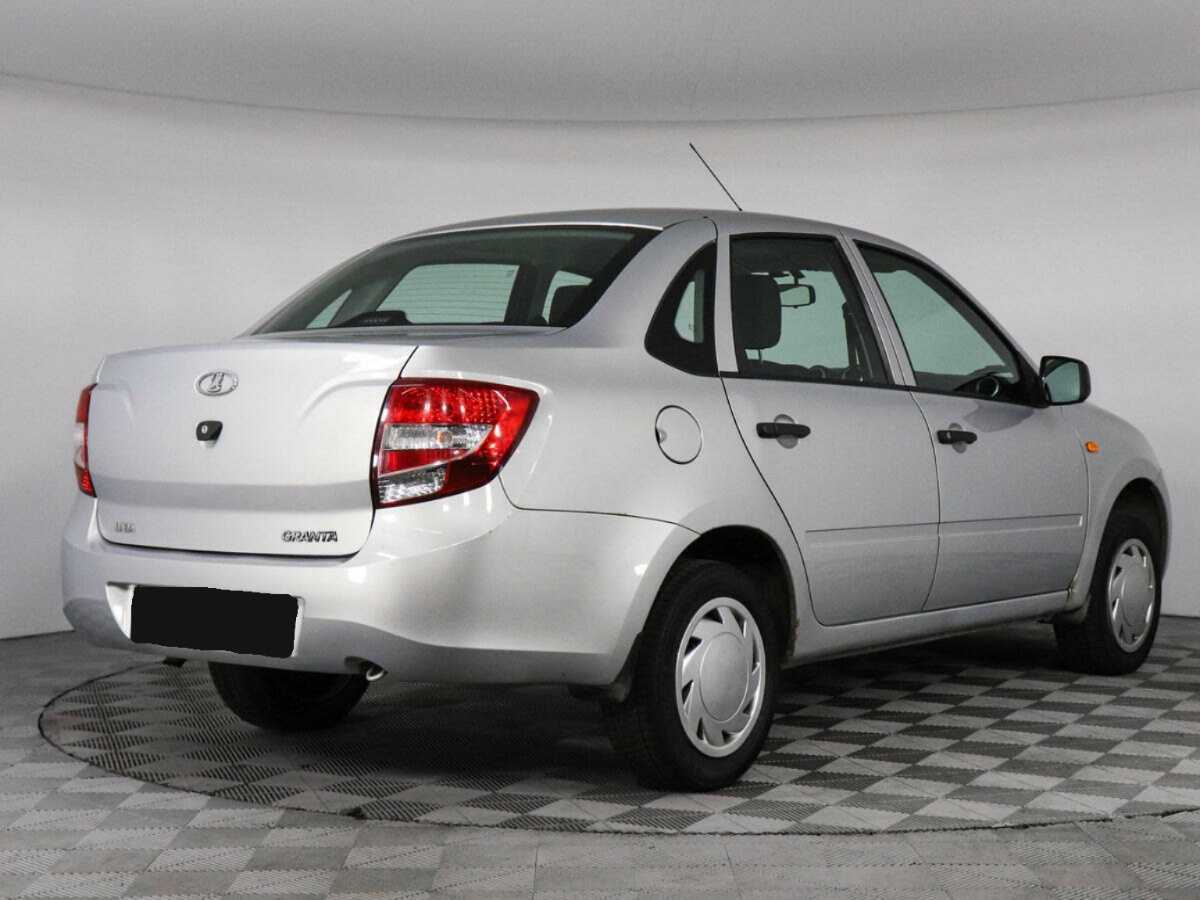 Б/У Лада (ВАЗ) Гранта 2014 года. Фото: #4