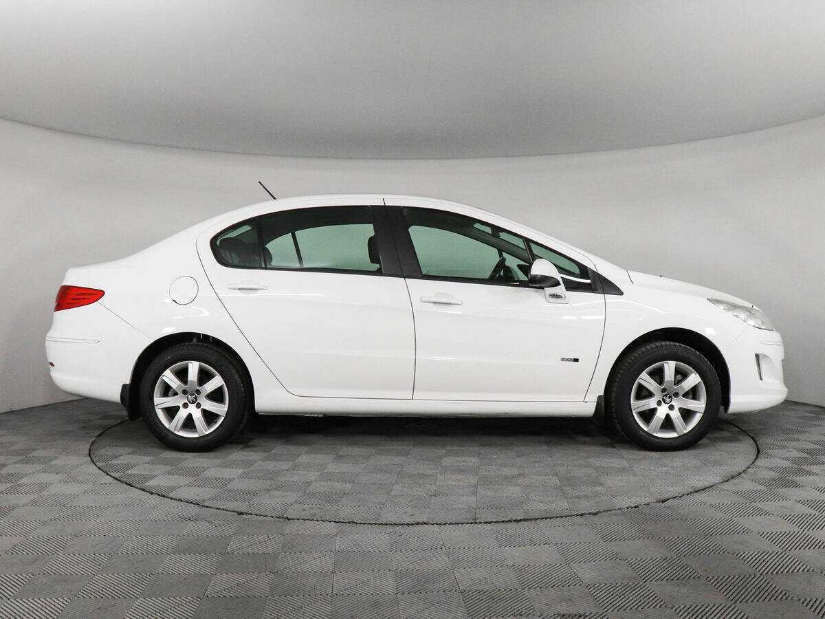 Б/У Пежо 408 2016 года. Фото: #3