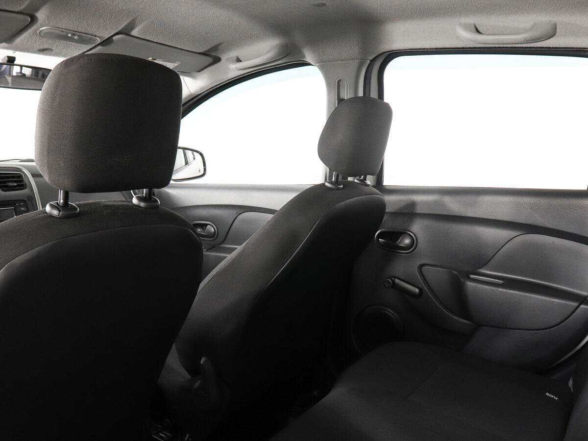 Б/У Рено Логан 2014 года. Фото: #7